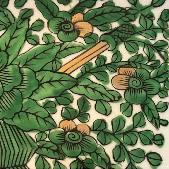 Vintage Gold Imari Serving Bowl Hand Decorated in Green|Gold|White Porcelain - Picture 10 of 12